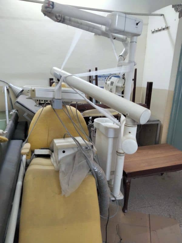 Dental unit 1