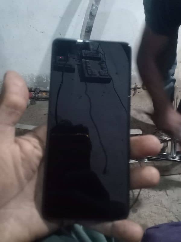 Tecno camon 2.8/256 0.3. 2.8. 9.4. 5.5. 4.6. 6 7