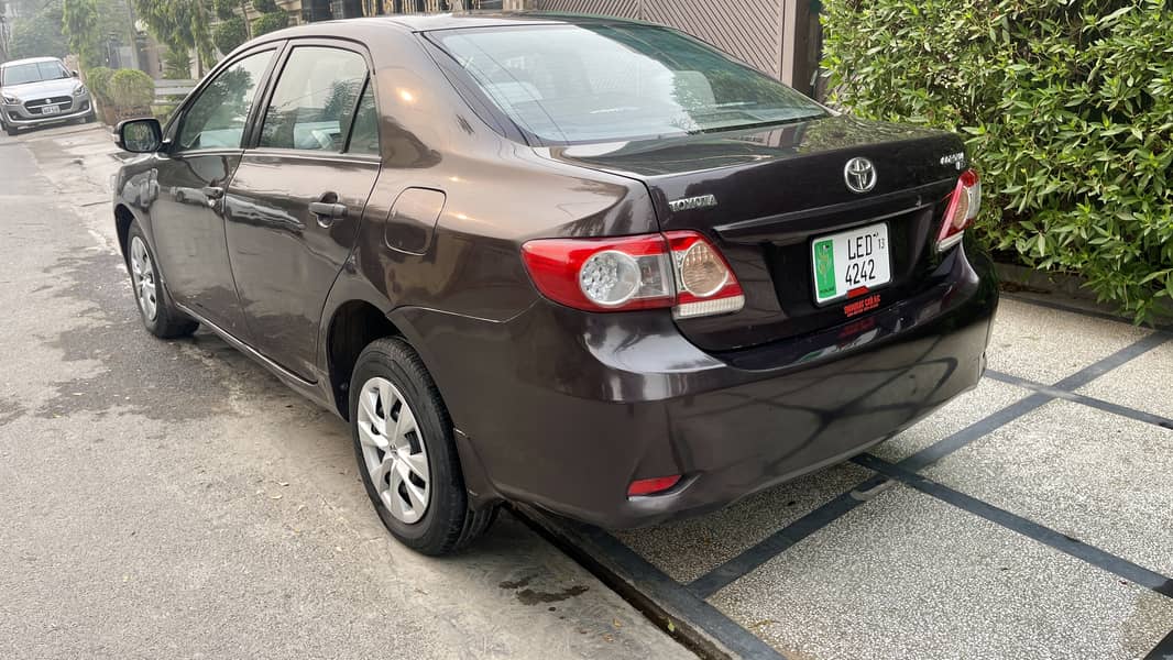 Toyota Corolla GLI 2013 4