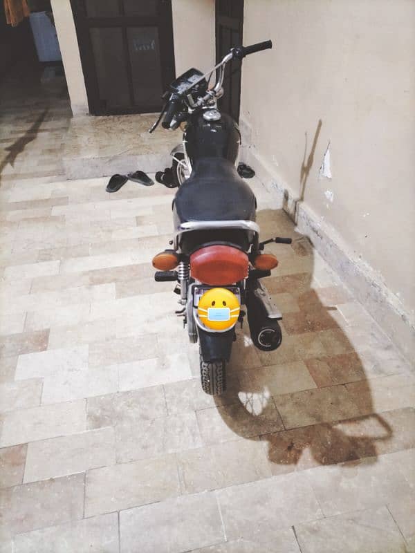 HONDA 125 2016 black Rahim yar Khan num 1