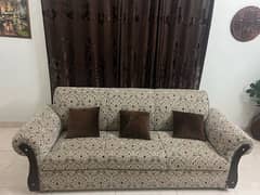 Complete Sofa Set with centre table