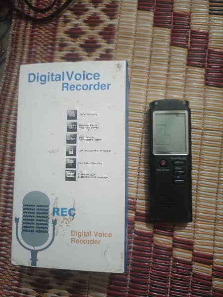 digital voice recorder 0