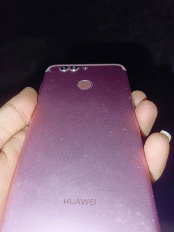 huawei  nova 2 plus 4+128 2