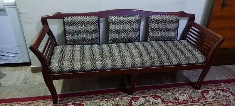 5 seatter Wooden Sofa 2