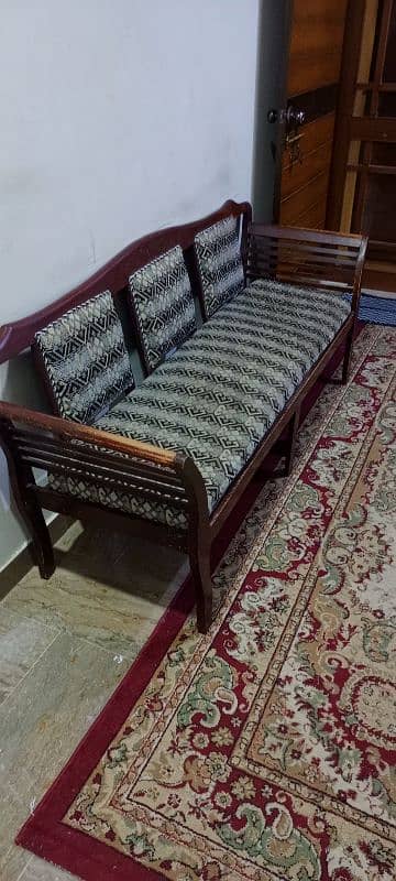 5 seatter Wooden Sofa 3