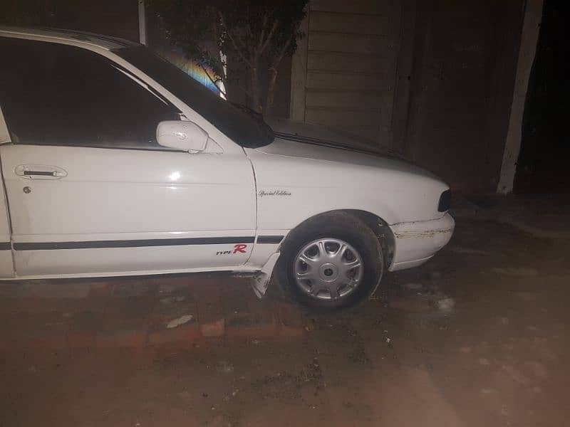 Nissan Sunny 1993 8