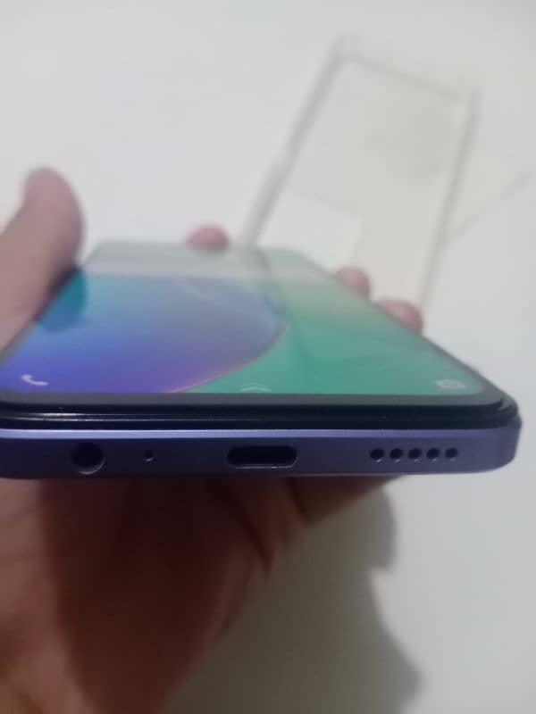 Vivo y17s 8+128 PTA approved official no scrchs 4