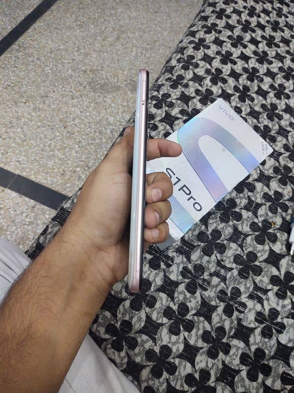 vivo S1 pro  (Exchange Possible) 3