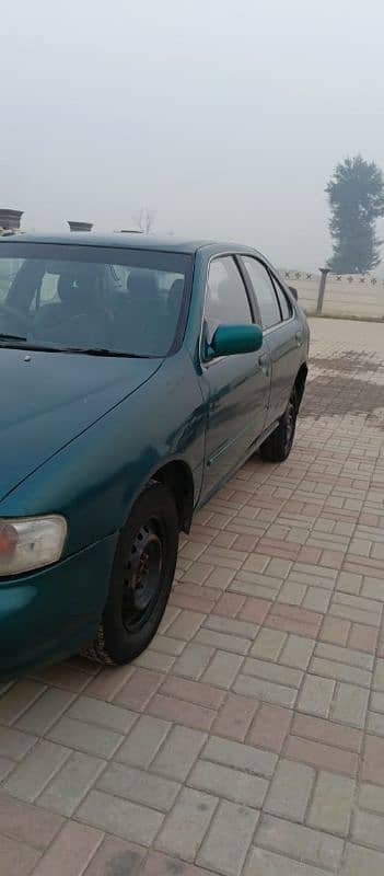 Nissan Sunny 1998 9