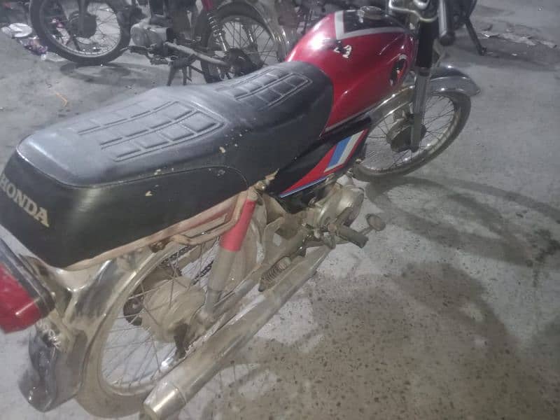 CD 70 bike for sale 1