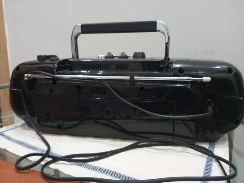 Sony : CFS - B5S mk2 Radio Cassette Recorder 3