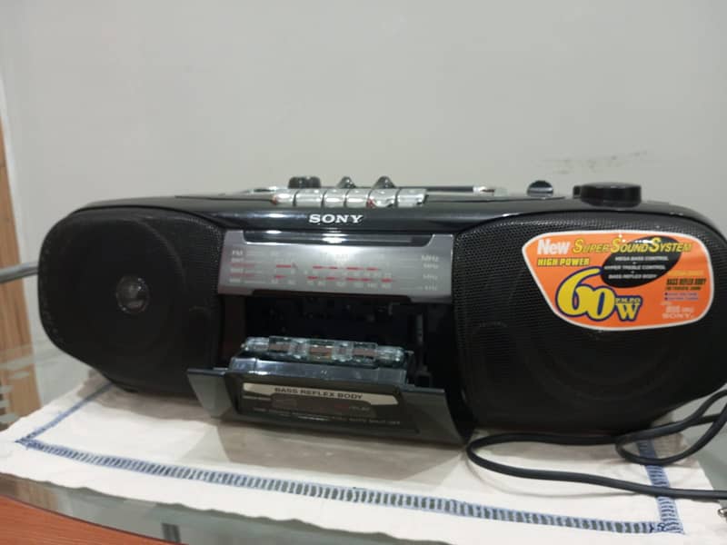 Sony : CFS - B5S mk2 Radio Cassette Recorder 4