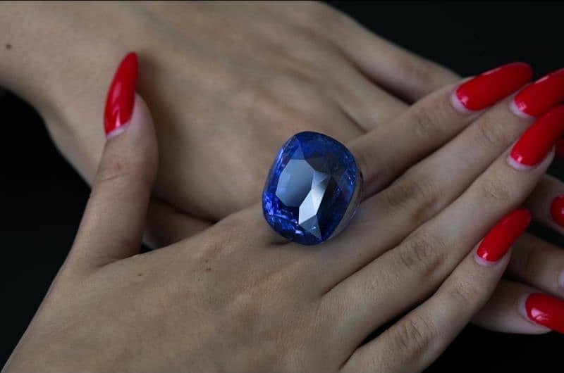 Top Quality Loupe Clean Natural Ceylon Sapphire Marvellous Gem 8