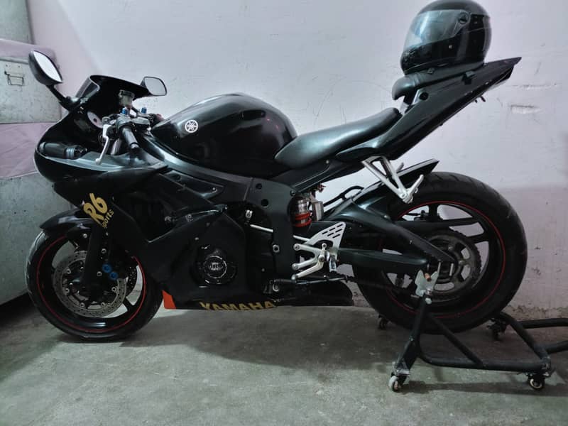 YAMHAHA R6 600 cc 2