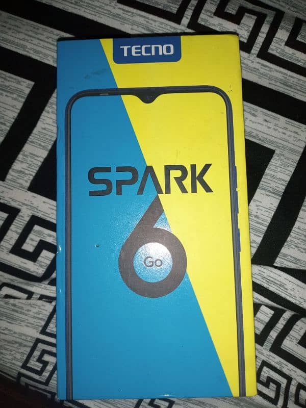 Techno Spark 6Go 0