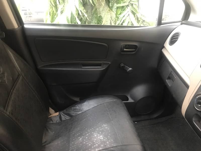 Suzuki Wagon R 2018 11