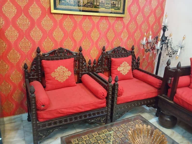 chinoti sofa far sale in Park View city lahore 1