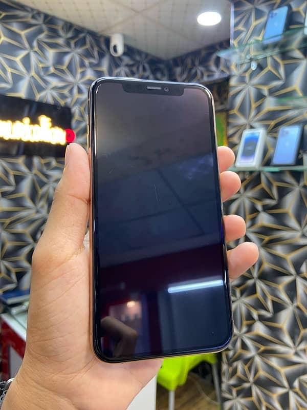 IPHONE 11PRO (64GB) NON PTA 2