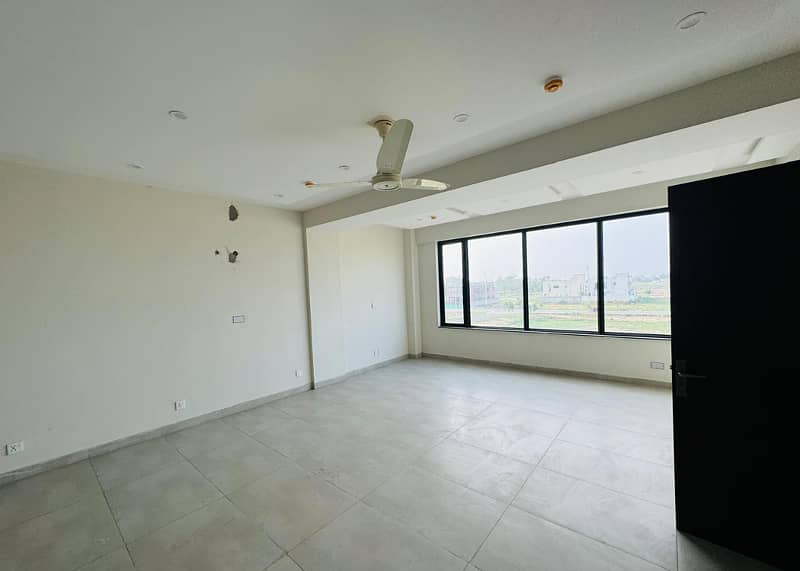 8 Marla floor available for rent in DHA Phase 3 XX Block. 1