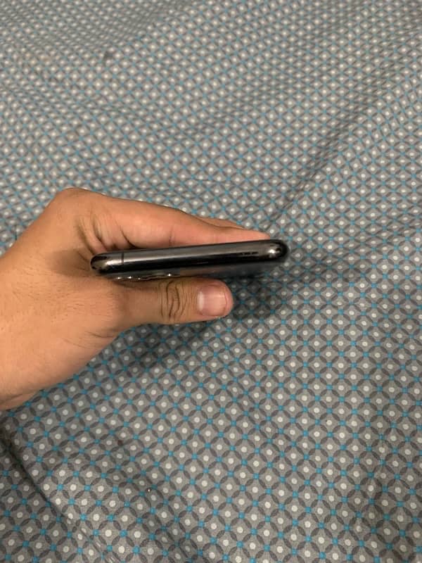 Iphone 11 pro Non-pta 5