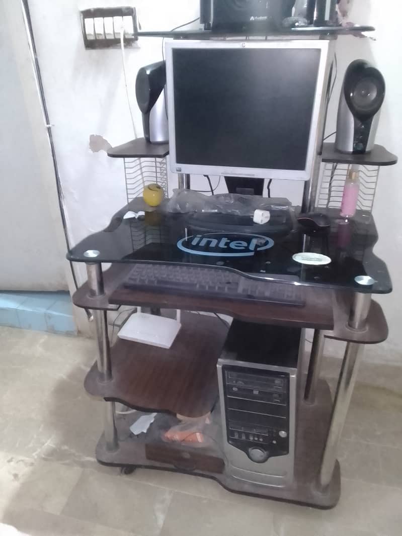 Computer system with trolly 0