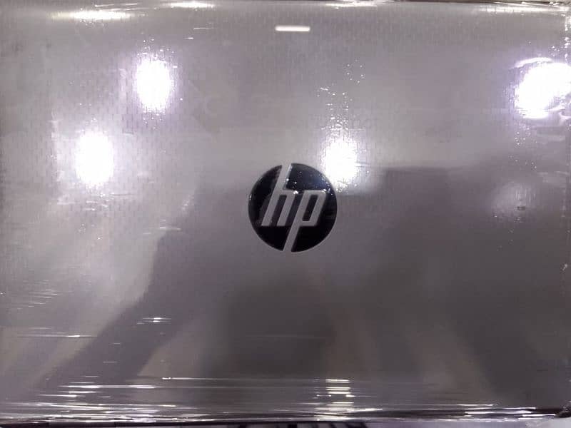 Hp 5th gen Core M3 1