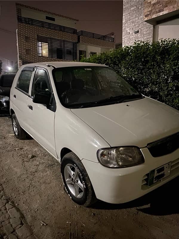 Suzuki alto 2010 model lush condition all in genuine paint 2