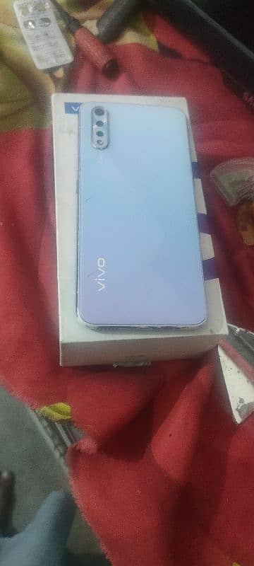 Vivo s1 pta aprove 4gb 128 GB 8