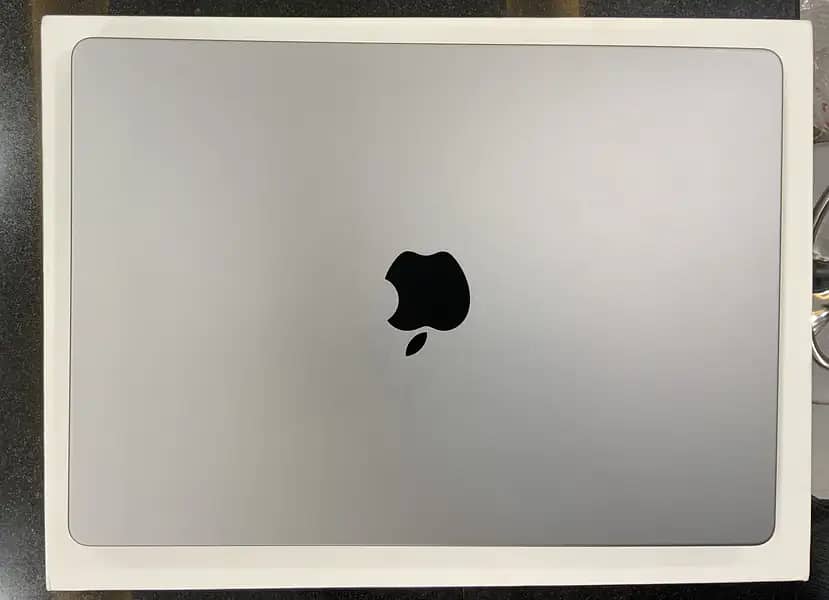 MacBook Pro 2021 M1 Pro Chip Open Box 2