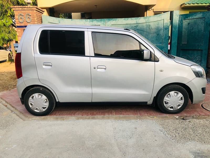 Suzuki Wagon R 2017 3