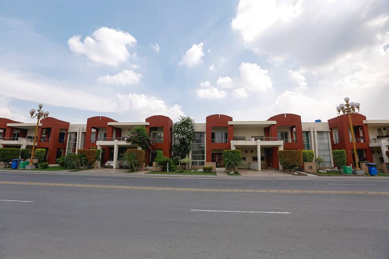 Five Marla Corner Facing Park House For Sale In Bahria Town Lahore 0