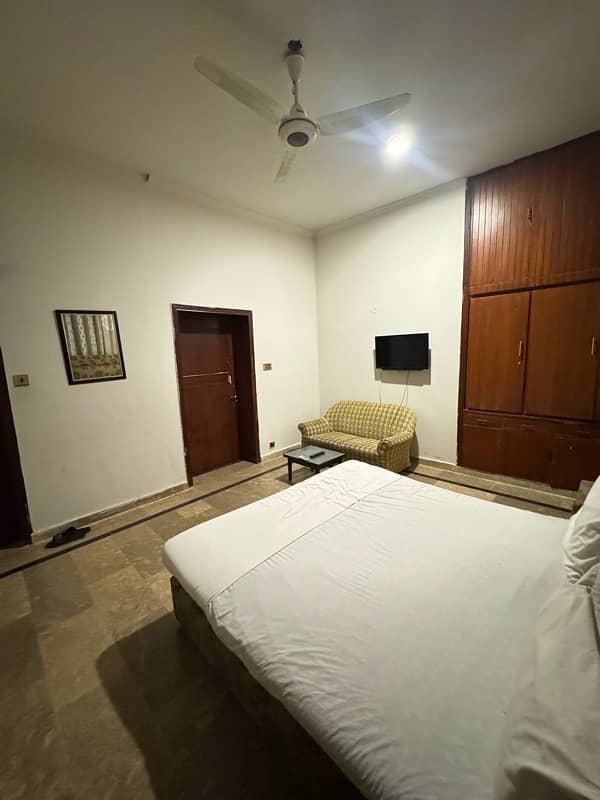 Oxford living Guest House located in the Heart of Islamabad in F7/2. 12