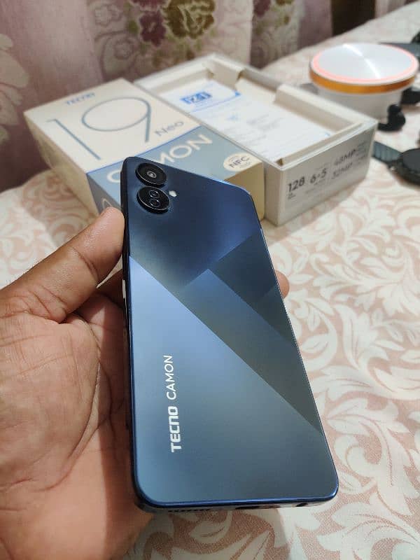 Tecno camon 19 neo 6/128. need cash 2