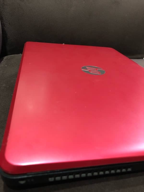 HP Laptop Limited Edition Red 4