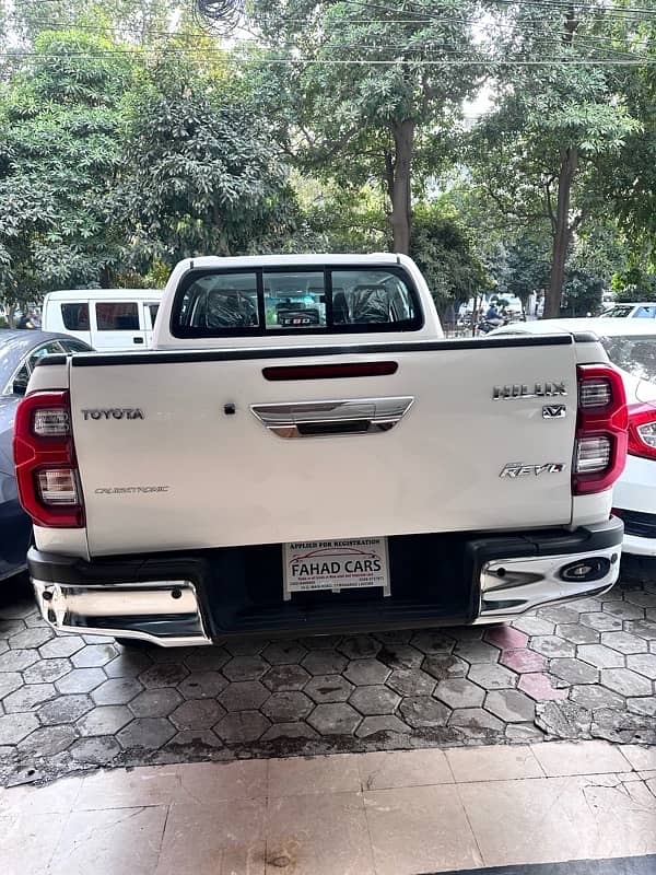 Toyota Hilux Revo 2022/23 Already bank leased 7