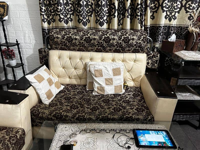 6 seater sofa set available for sale  in 30000 1