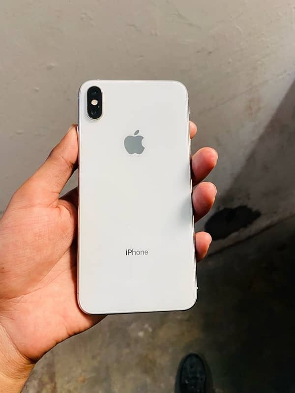 iPhone xsmax 256gb 4month sim working 0