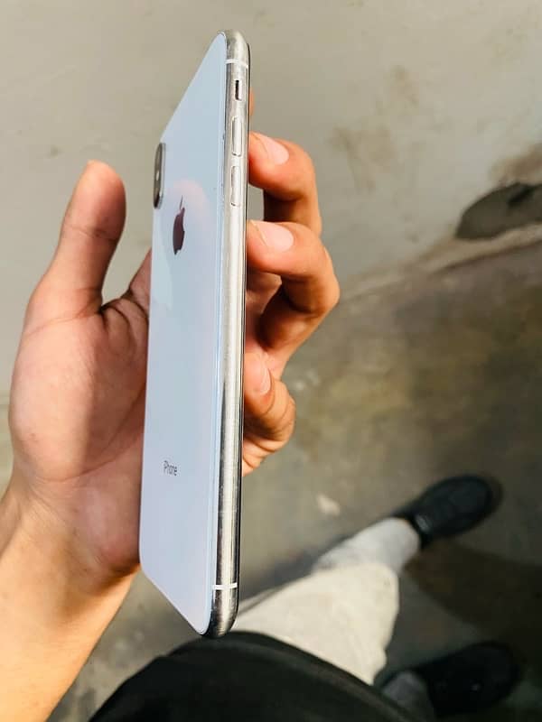 iPhone xsmax 256gb 4month sim working 1