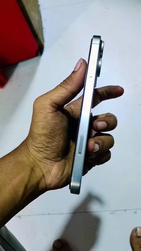 iphone xr into 15 pro 1