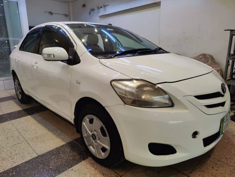 Toyota Belta 2011 0