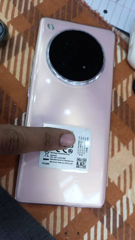 infinix zero 40 official PTA approved with official warranty 3