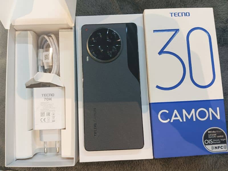 Camon 30 12/256 Just 15 Day's Use 0