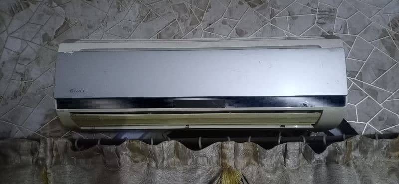 Gree ac 1.0 ton for sale 2