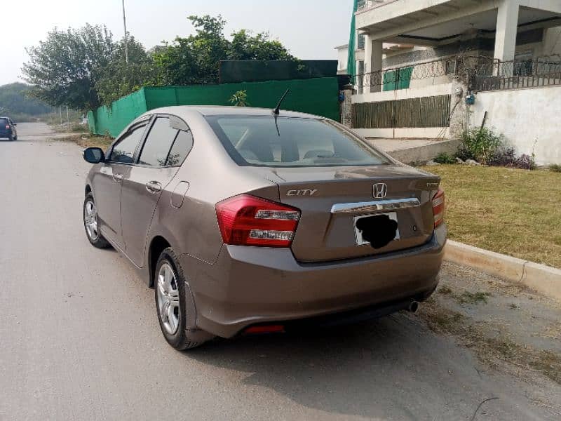 Honda City IVTEC 2015 Immaculate Condition 2