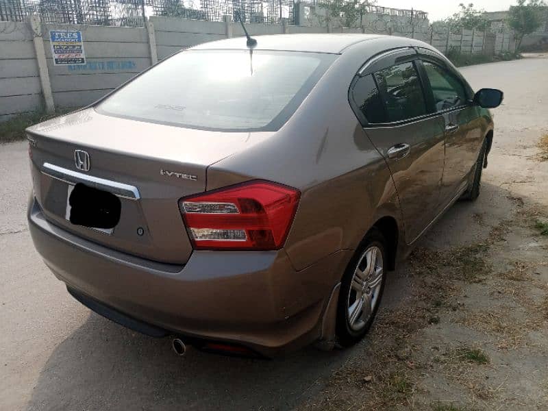 Honda City IVTEC 2015 Immaculate Condition 3