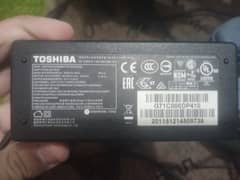 Toshiba laptop original Charger