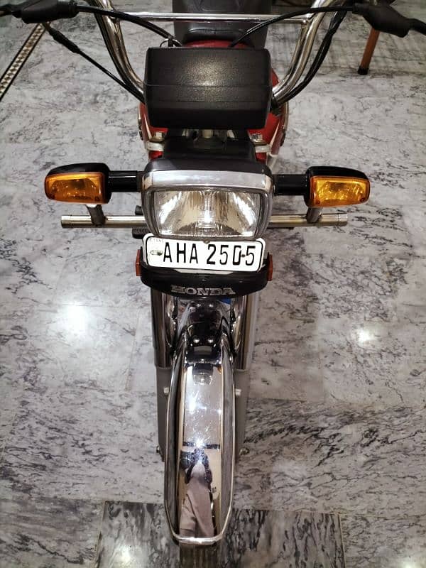 Honda CD70 2022 Model 6