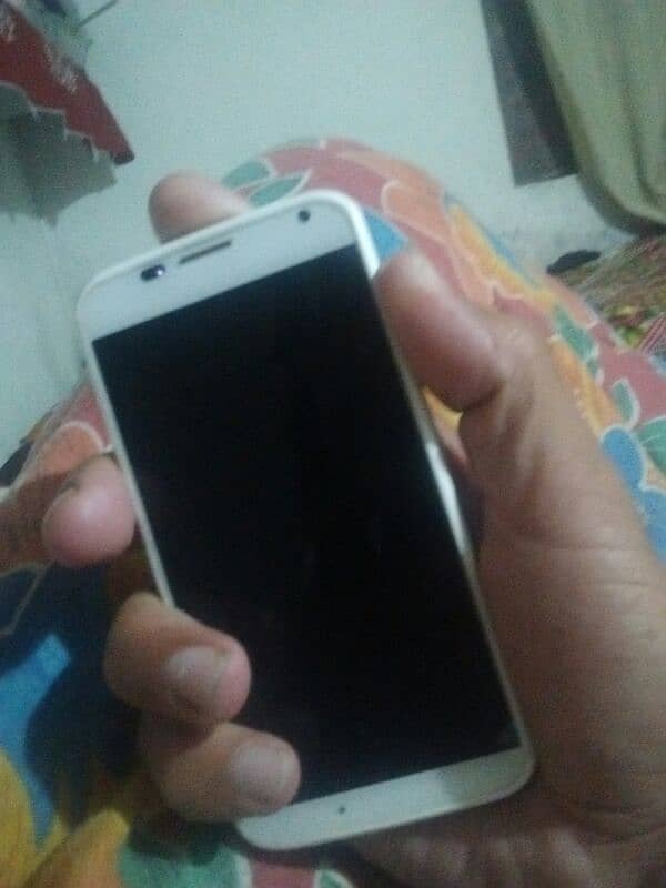 Motorola Moto x Mobile in cheap. prize 2