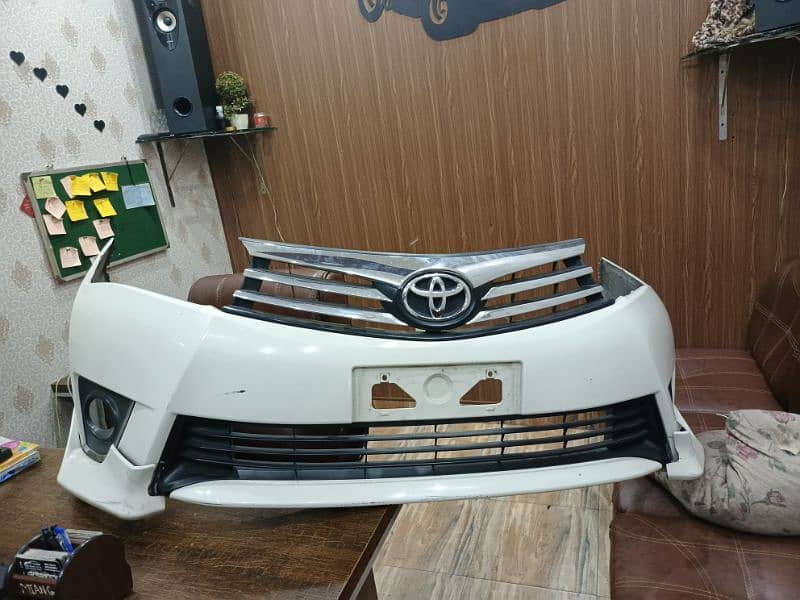 bumper 2016 model corolla and Head light 0