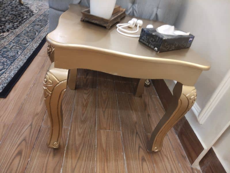 center table +3side  table 6